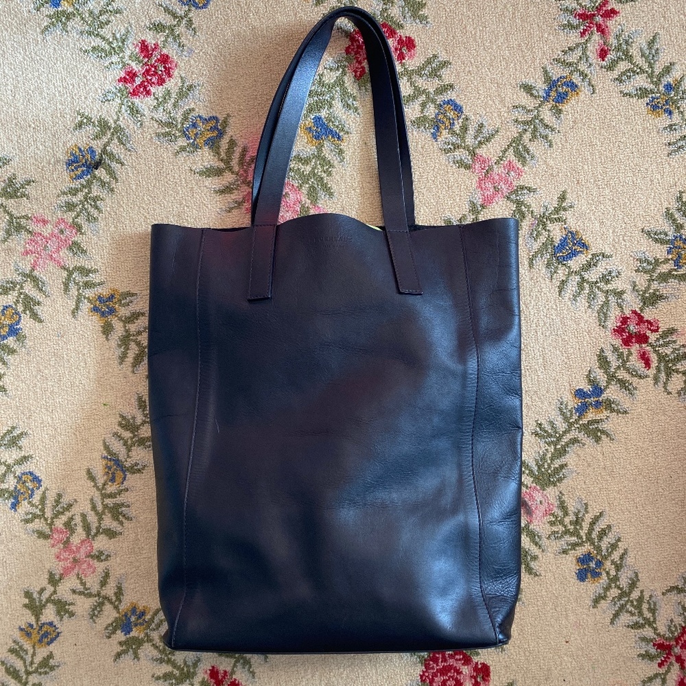 Everlane Day Magazine Tote